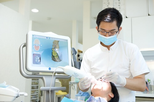 矯正歯科を通じて、審美的・機能的改善を目指す